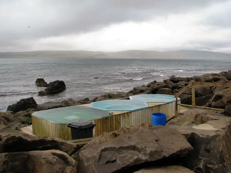 Drangsnes Hot Tubs